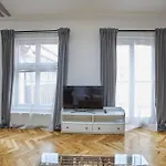 Apartahotel Wenceslas Square 4*