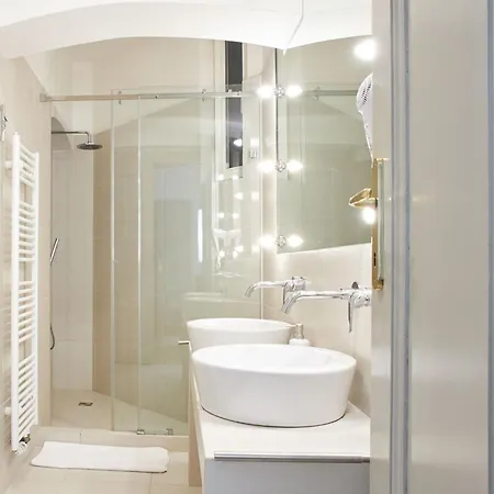 Wenceslas Square Apart-hotel