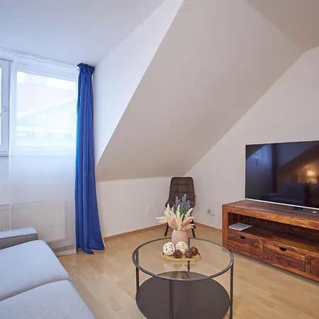 Wenceslas Square Aparthotel 4*