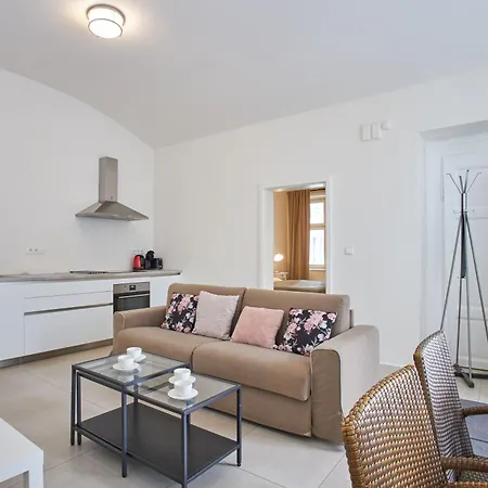 Wenceslas Square Apart-hotel 4*