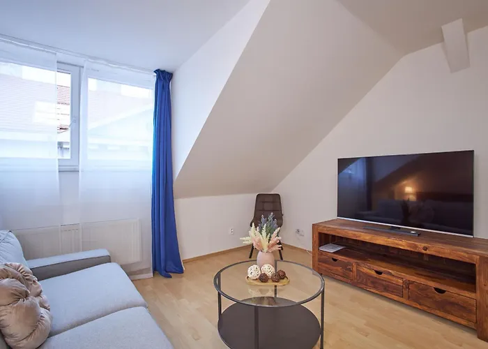 Wenceslas Square Aparthotel 4*