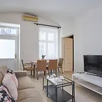 Wenceslas Square Apartmanhotel